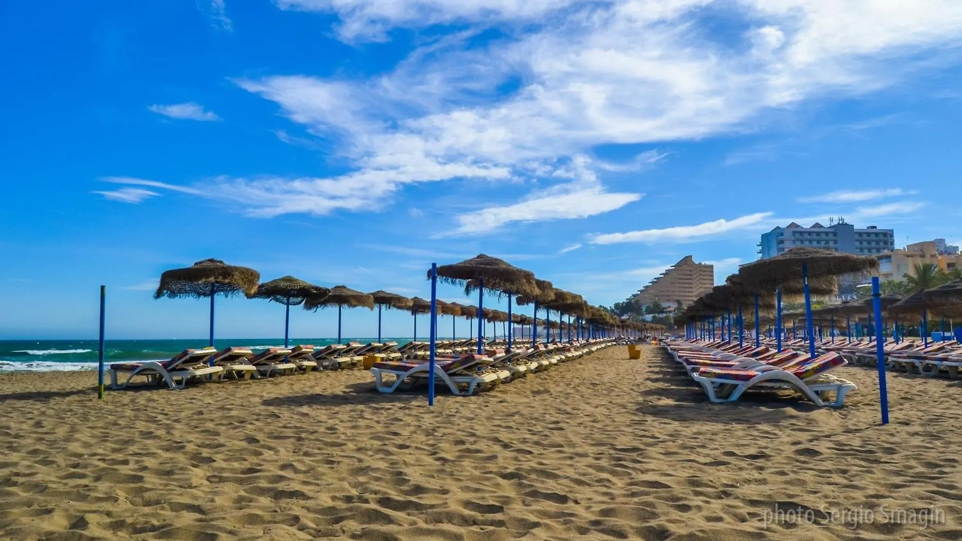 Apartamento Benalbeach 1010 - Vista Al Mar - Piscina Todo El Ano - Primera Linea De Playa Benalmádena España