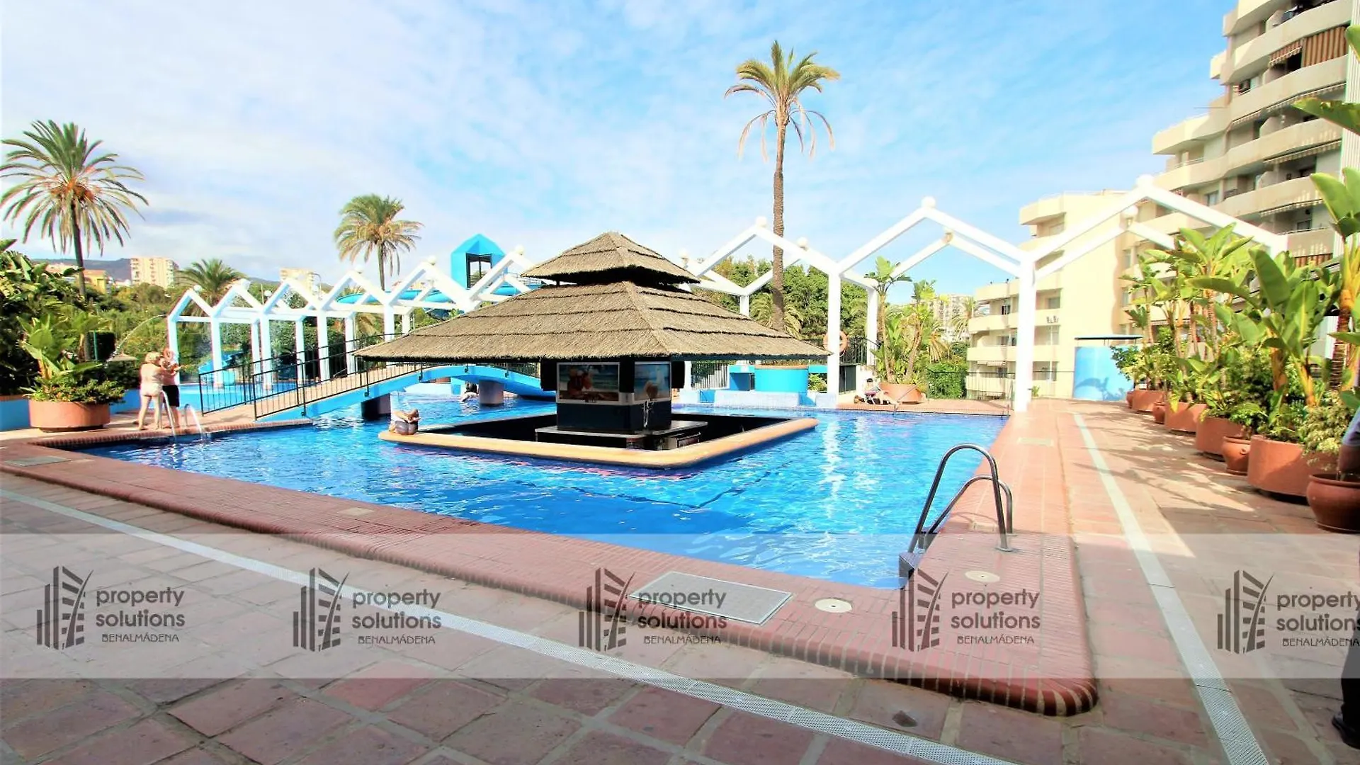 Apartamento Benalbeach 1010 - Vista Al Mar - Piscina Todo El Ano - Primera Linea De Playa Benalmádena